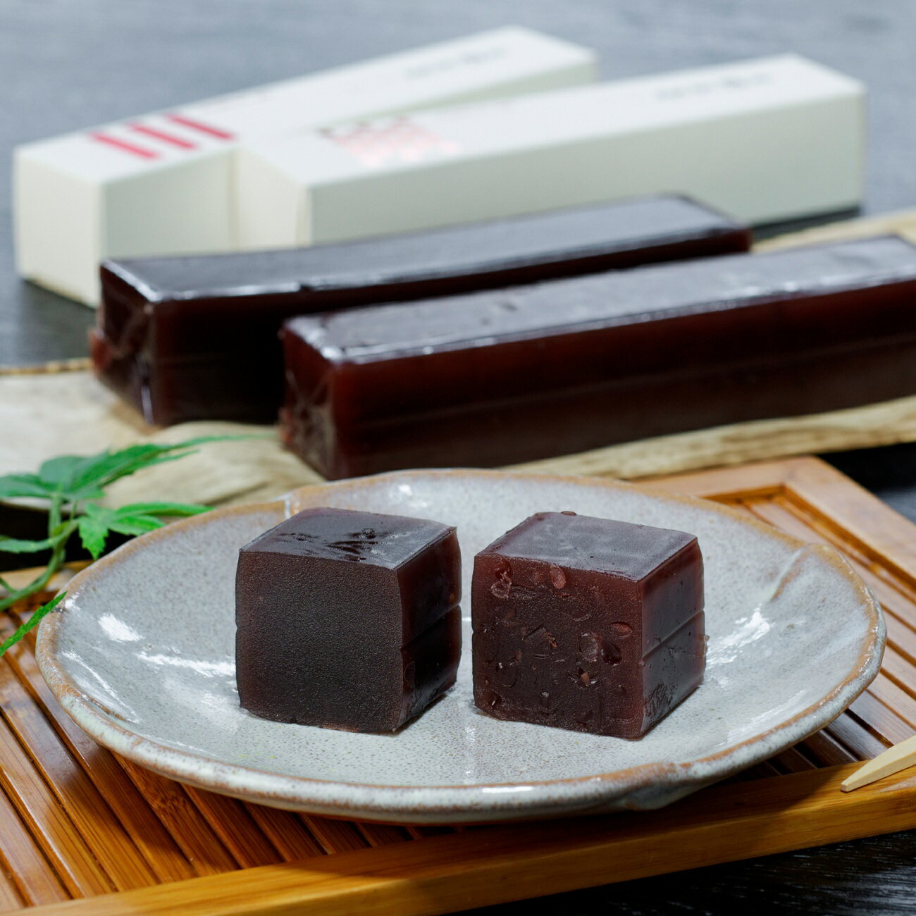 【ふるさと納税】ようかん 4本入り 末廣堂 千種羊羹 つぶあん こしあん お菓子 和菓子 銘菓 老舗 スイーツ スィーツ セット 贈り物 贈答 プレゼント ギフト 父の日 母の日 敬老の日 Z1 - 画像3