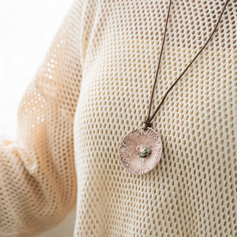 【ふるさと納税】陶器ネックレス「陶片抱擁首飾り」SH-N002　 工芸品 ネックレス アクセサリー 半磁器 サムネイル2