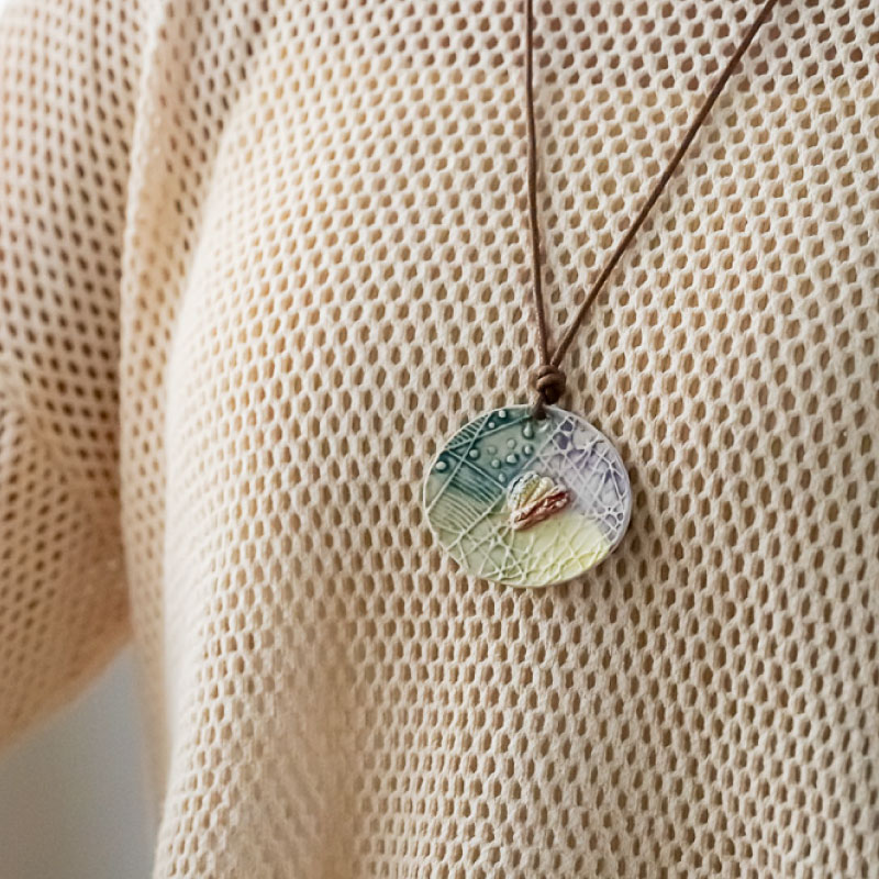 【ふるさと納税】陶器ネックレス「陶片抱擁首飾り」SH-N004　 工芸品 ネックレス アクセサリー 半磁器 サムネイル2