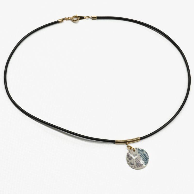 陶器スタイ　「しずく」SH-S003　 工芸品 ネックレス アクセサリー 半磁器