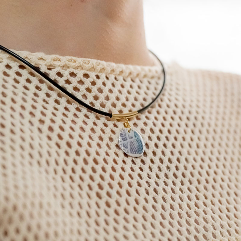 【ふるさと納税】陶器スタイ　「しずく」SH-S003　 工芸品 ネックレス アクセサリー 半磁器 サムネイル2