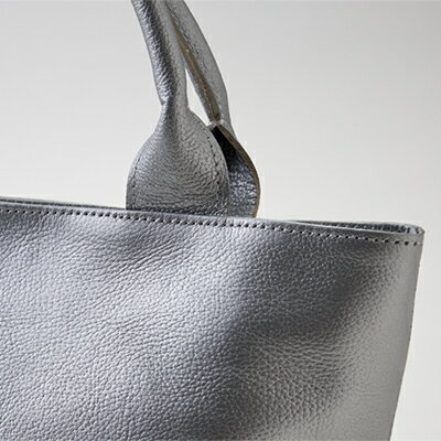 【ふるさと納税】【申込受付後 生産】ジャパンレザー　本革トートバッグ(シルバー)　本格牛革使用【1447367】 サムネイル3