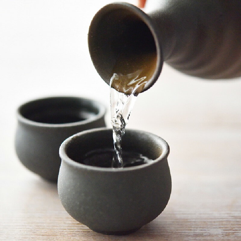 【ふるさと納税】香住鶴 特撰純米酒 セット【1800ml×2本】 純米大吟醸 山廃 生酛 日本酒 飲み比べ 酒 人気返礼品 山田錦 純米 ぬる燗 冷酒 晩酌 贈答 お取り寄せ グルメ お祝い事に 清酒 兵庫県 香美町 返礼品 15-19 発送目安：入金確認後1ヶ月以内 送料無料 サムネイル3