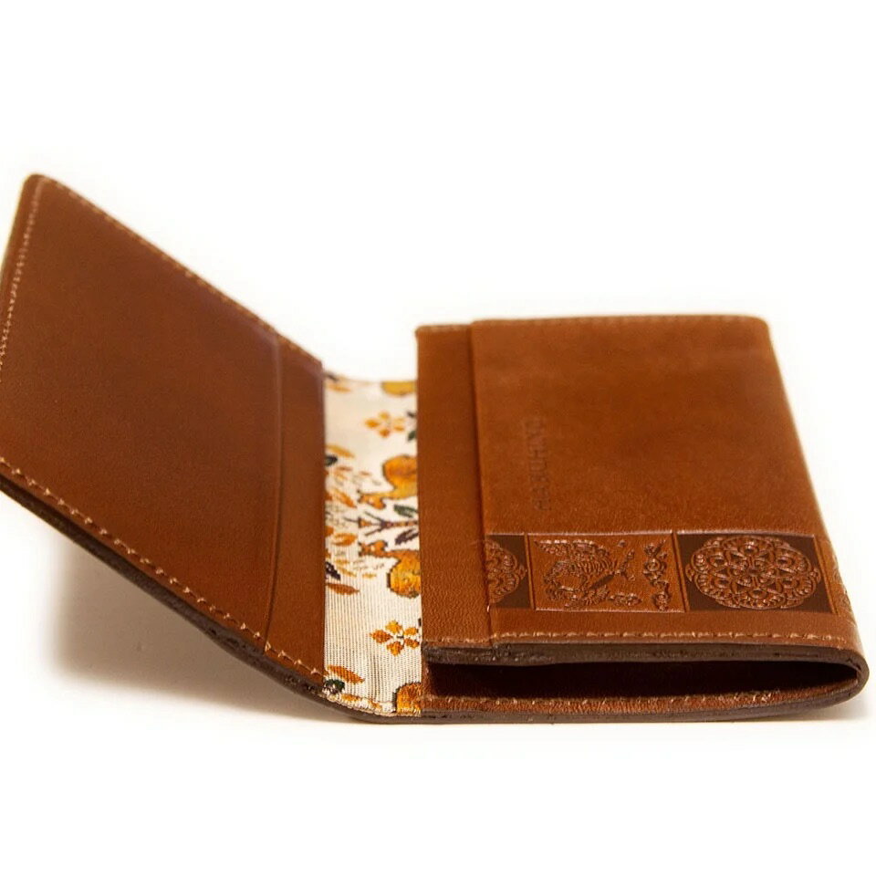 【ふるさと納税】カードケース 本革 名刺入れ 〈HARUHINO〉レザー ヌメ革 一枚革 選べる5色 おしゃれ シンプル レディース メンズ プレゼント ギフト 正倉院文様 西陣織 正倉院文様本革名刺入れ 文様2 ハルヒノ 奈良県 奈良市 奈良 なら 33-003 サムネイル3