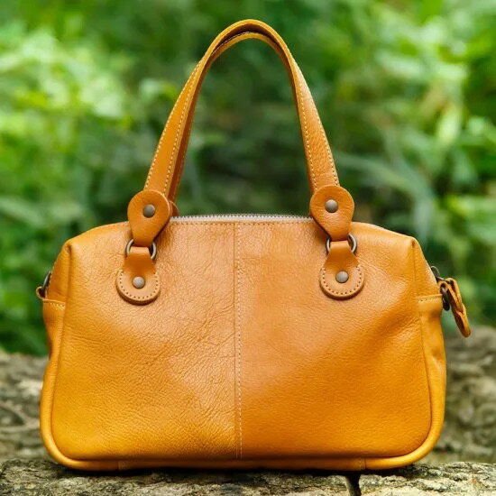 【ふるさと納税】バック かばん カバン 本革 革 ボストンバッグ 革 レザー ヌメ革 おしゃれ シンプル 軽量 軽い ショルダー ボストン 手提げ バッグ バック ミニ 旅行 かばん 鞄 カバン osampo ミニボストンバッグ HARUHINO 奈良県 奈良市 なら 90-005 サムネイル2