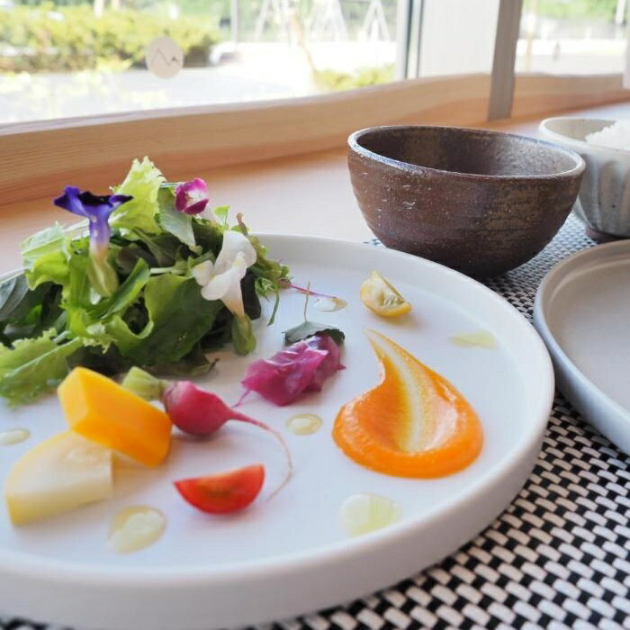 【ふるさと納税】ホテル奈良さくらいの郷 日帰りペアランチ券／ランチ チケット 食事券 プレゼント 父の日 母の日 敬老の日 観光 旅行 奈良 桜井市 サムネイル2