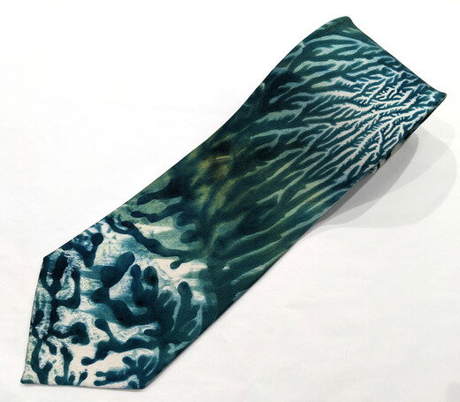 墨流し染 シルクネクタイ （緑珊瑚柄） ／ 染美堂 絹 サテン織 奈良県 葛城市
