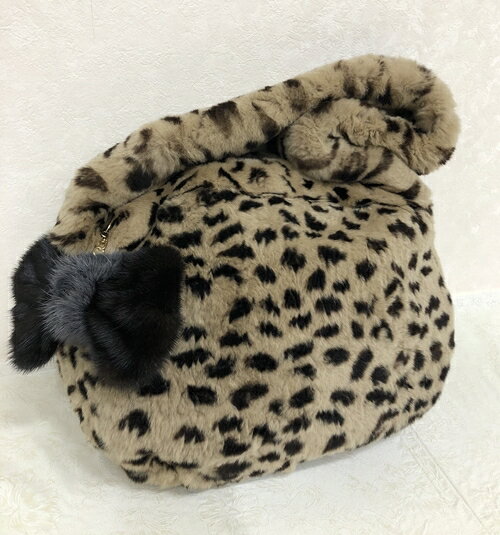 【ふるさと納税】ブラック　ミンク　リボン　キーホルダー／西本毛皮商店　豪華　毛皮　リアルファー　綺麗目　上品　お洒落　天然素材　アクセサリー　奈良県　宇陀市 サムネイル3