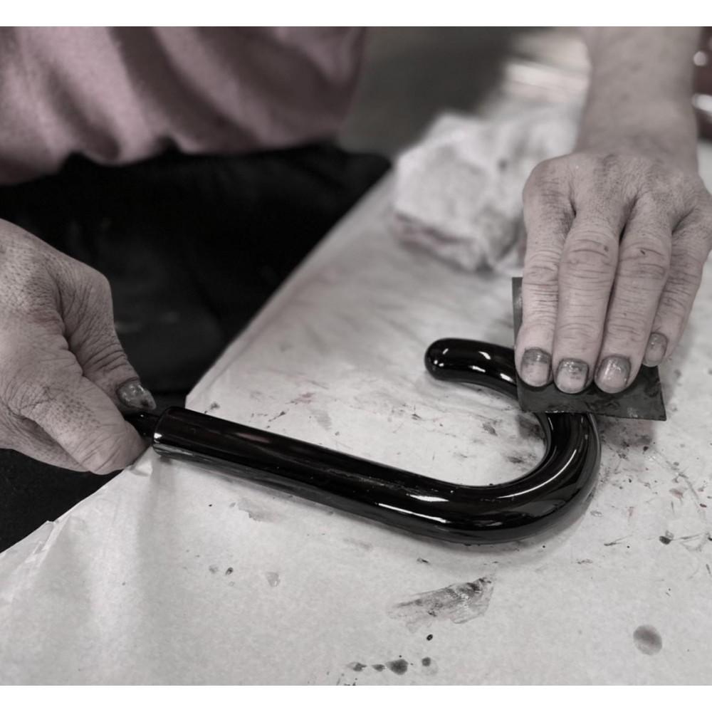 【ふるさと納税】めおと折りたたみ傘 紀州漆器アンブレラ 曙塗 根来塗 耐風骨 メンズ レディース ｜ 紳士 婦人 結婚記念日・敬老の日・誕生日・記念品 ギフト箱入り ペア セット | 傘 上品 和風 無地 ギフト プレゼント 人気 送料無料 サムネイル3