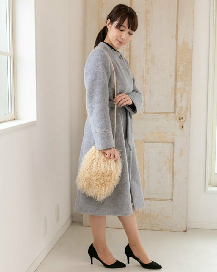 【ふるさと納税】くるくる可愛い チベットラム毛皮ポシェット ベージュ サムネイル2