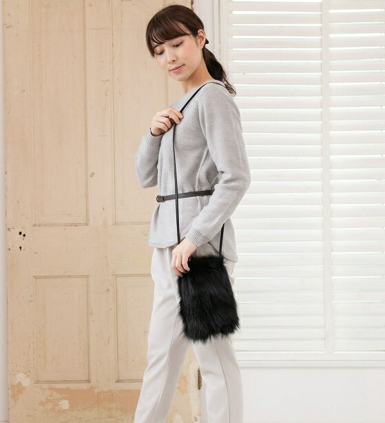 【ふるさと納税】ちょっとした贅沢!フォックス毛皮ポシェット ブラック サムネイル2