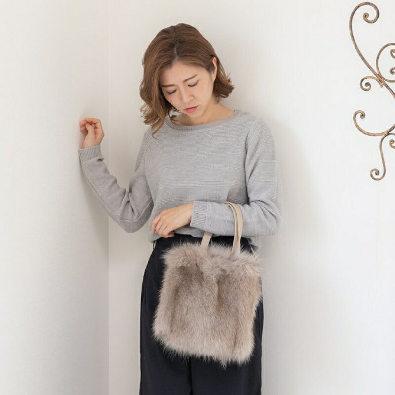 ちょっとした贅沢！フォックス毛皮手提げバッグ　グレージュ