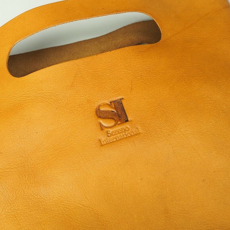 【ふるさと納税】心躍るビンテージレザーの質感! 牛革ミニトートバッグ サムネイル3