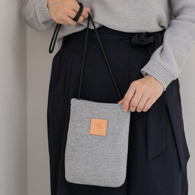 【ふるさと納税】感動を生む吊り編みの技！天竺ニットサコッシュ　グレー サムネイル3