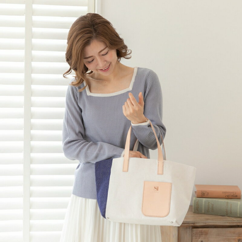 斬新なバイカラーが新鮮！　帆布ハンディートート　ブルー