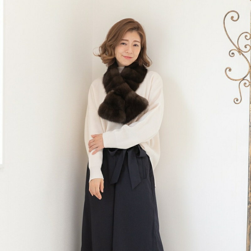 【ふるさと納税】毛皮の王様 ロシアンセーブル切替えチョーカー ファーム サムネイル2