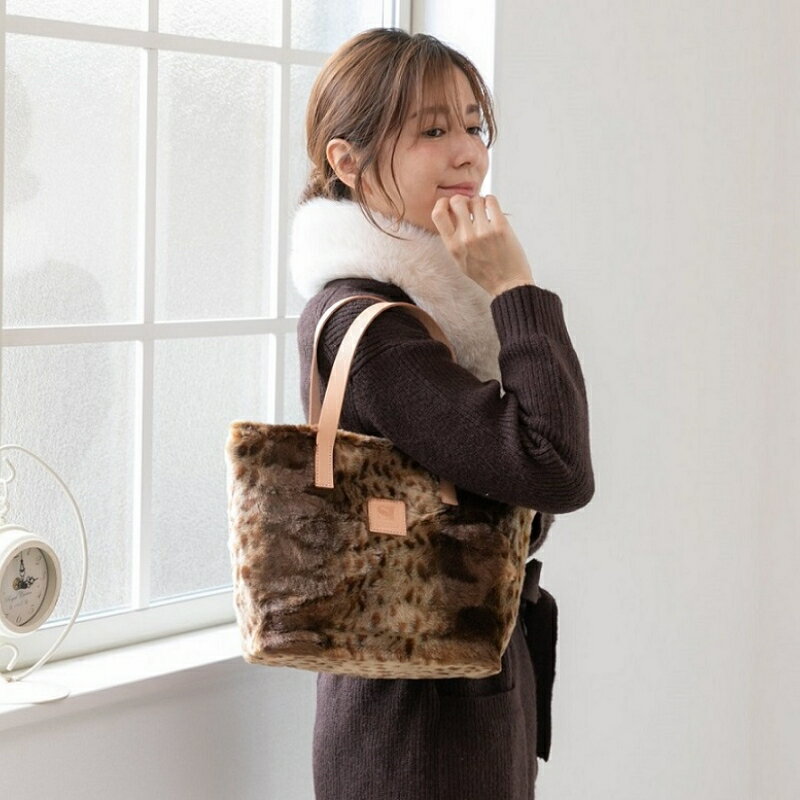 【ふるさと納税】存在感のある色と柄! フェイクファートート　ブラウン サムネイル3