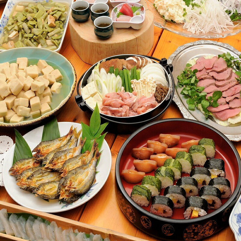 【ふるさと納税】 ペア宿泊券 【平日限定】季楽里龍神 1泊2食（夕食・朝食付き）ペア宿泊券 / 温泉 おんせん 旅行 宿泊 リラックス 龍神温泉 露天風呂 旬食材 癒し 和歌山 田辺市 サムネイル3