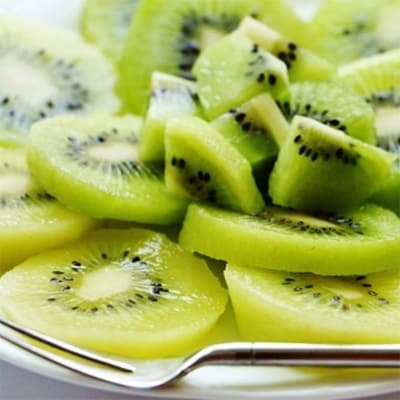 【ふるさと納税】【2026年先行予約】【限定】 有田でとれた 完熟 キウイフルーツ 2kg (M～3Lサイズ混合) 【キウイ グリーンキウイ フルーツ 国産】 サムネイル2