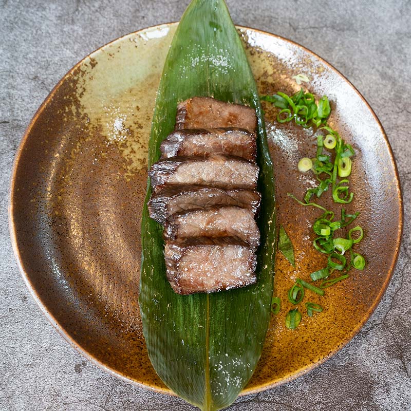 【ふるさと納税】【牛肉の聖地】名物『干し肉』250g or 500g or1kg_ 肉 和牛 干し肉 お肉 牛肉 酒のアテ つまみ ご飯のお供 ビーフジャーキー 燻製 おかず 人気 おすすめ 送料無料 贈答 ギフト【配送不可地域：離島・北海道・沖縄県】【G1249278】 - 画像3