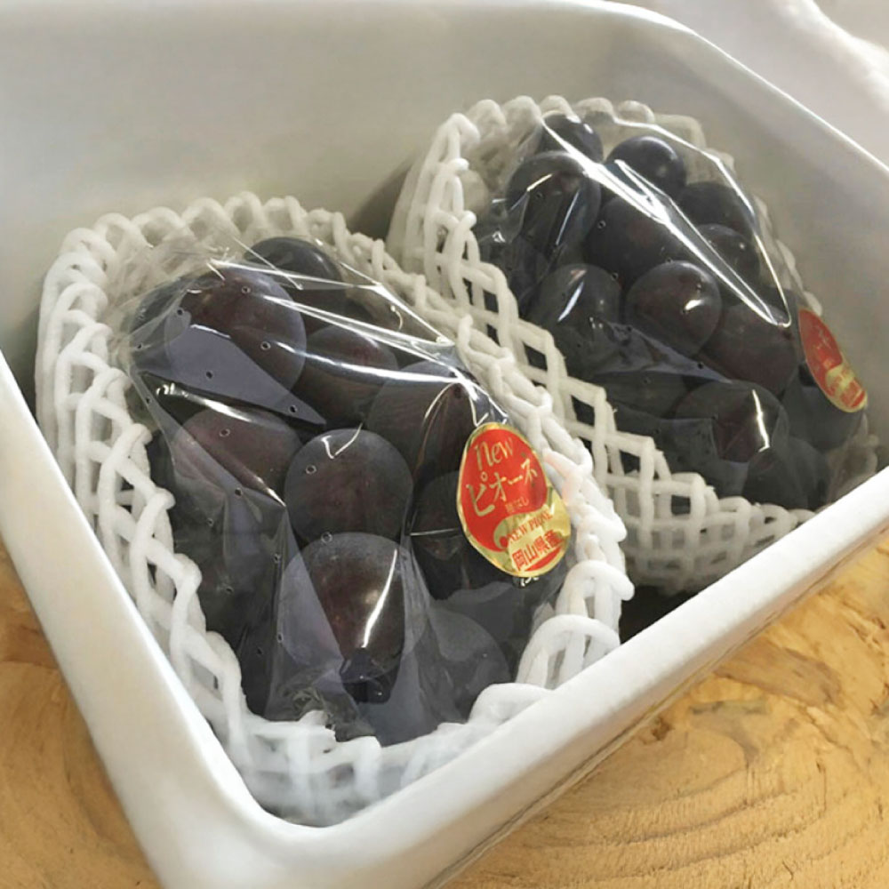 【ふるさと納税】＜選べる容量＞ ぶどう ニュー ピオーネ 2房 （合計1.2kg以上） ／ 3～4房 （合計2kg以上） 2026年 先行予約 ブドウ 葡萄 ニューピオーネ 岡山県産 国産 フルーツ 果物 ギフト 河本農園 岡山県 美咲町 冷蔵 送料無料 【2026年8月下旬発送予定】 サムネイル3