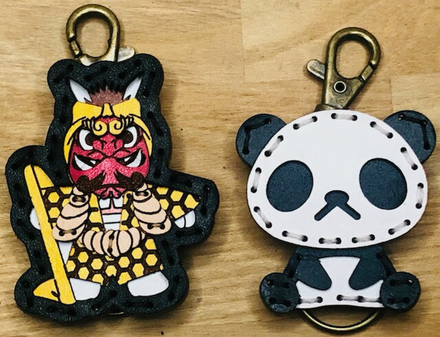 【ふるさと納税】ヤブ ＆ zoo パンダ レザー キーホルダー セット一点もの 革 キーリング レディース メンズ 鍵 バッグチャーム ストラップ 革小物 かわいい 動物 キャラクター ギフト プレゼント 送料無料 サムネイル2