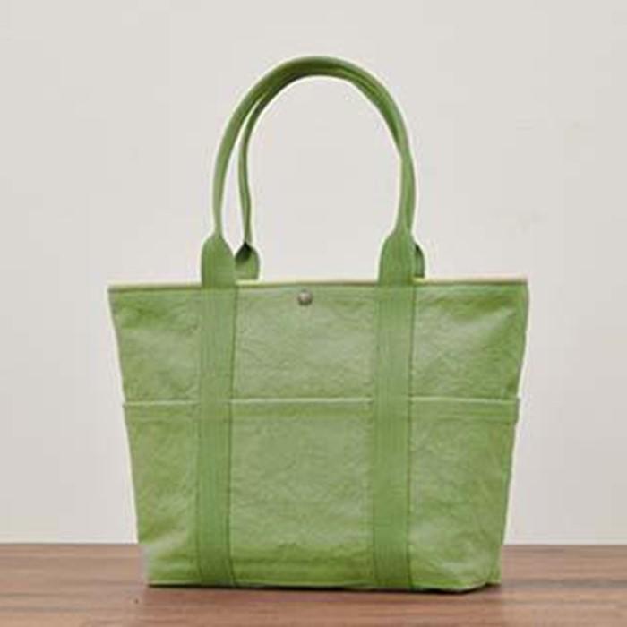 【ふるさと納税】【尾道帆布】コンパクトで丈夫！｜トートバッグ丸（若草） | 尾道 はんぷ バッグ トートバッグ かばん 特産品 シンプル ファッション 送料無料 人気 おすすめ 広島県 尾道市 サムネイル2