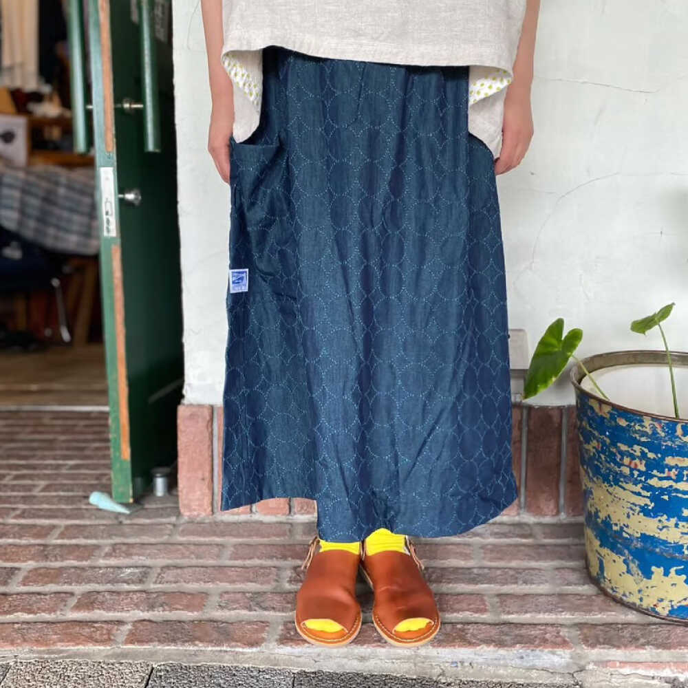 【ふるさと納税】スカート しゃぼん玉デニムカーゴスカート PHAROS Hatoribe 4oz軽量 （全2色） スカート 可愛い 服 お洒落 広島県福山市/有限会社ホルス[BAFG065] サムネイル3