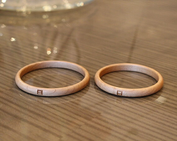 【ふるさと納税】SHINBEY　バングル　ナチュラル　S［No.183］／ 木製 ハードメープル 無垢材 軽量 オイル仕上げ 金属アレルギー対応 送料無料 広島県 サムネイル3