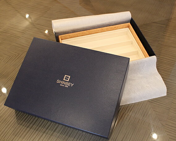 【ふるさと納税】ジュエリートレイ　バーズアイメープル　1シート［No.350］／ ジュエリーケース 宝石 アクセサリー 貴金属 希少材 木 職人 送料無料 広島県 サムネイル3