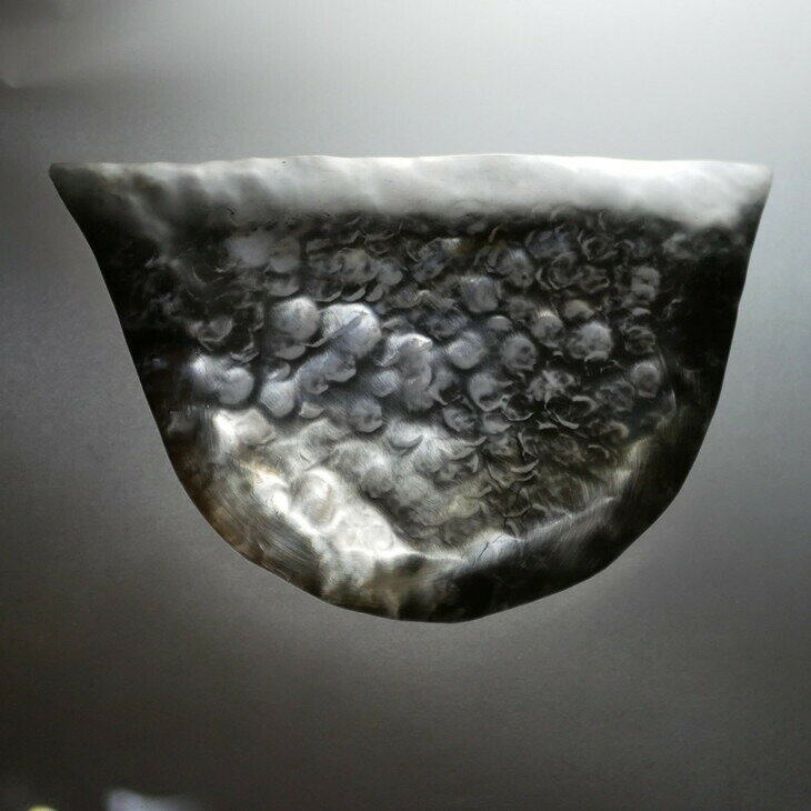 【ふるさと納税】マルチ銀製プレート 小物入れ 職人技 銀 1点もの プレートNO.4 トレー｜収納 ジュエリー アクセサリー おしゃれ 鍵 キー ラグジュアリー プレゼント お皿 食器 SV925 [1913] サムネイル2