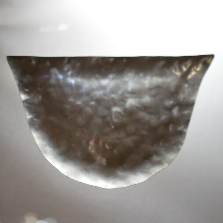 【ふるさと納税】マルチ銀製プレート 小物入れ 職人技 銀 1点もの プレートNO.4 トレー｜収納 ジュエリー アクセサリー おしゃれ 鍵 キー ラグジュアリー プレゼント お皿 食器 SV925 [1913] サムネイル3