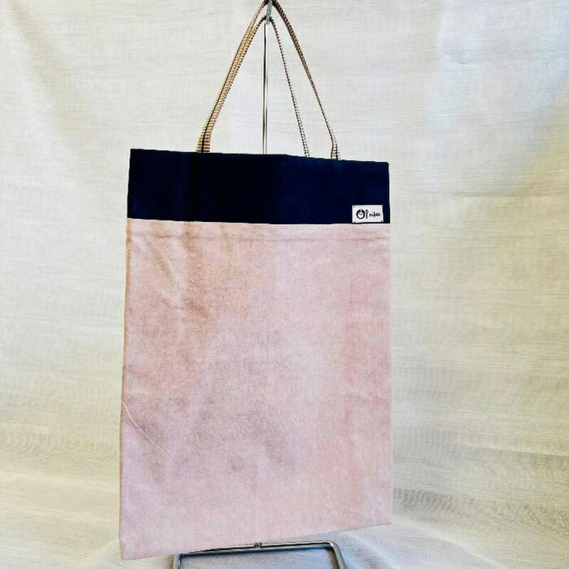 日本 伝統工芸品 赤間石染 トートバック マチあり （ A4サイズ39cm×26cm×7cm）山口県 宇部市 国 伝統 工芸品 赤間 石 日枝玉峯堂 削り 粉 石粉 染め 色彩 手染め 綿 帆布 丈夫 真田 紐 柔らかさ 手さげ エコバック ギフト 贈り物 母の日