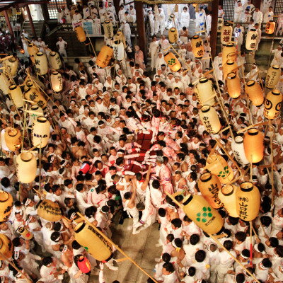 【ふるさと納税】防府天満宮御神幸祭(裸坊祭)≪特別観覧エリアで見学・宿泊付き≫ ～勇壮なお祭りを体感!～【1552326】 サムネイル3