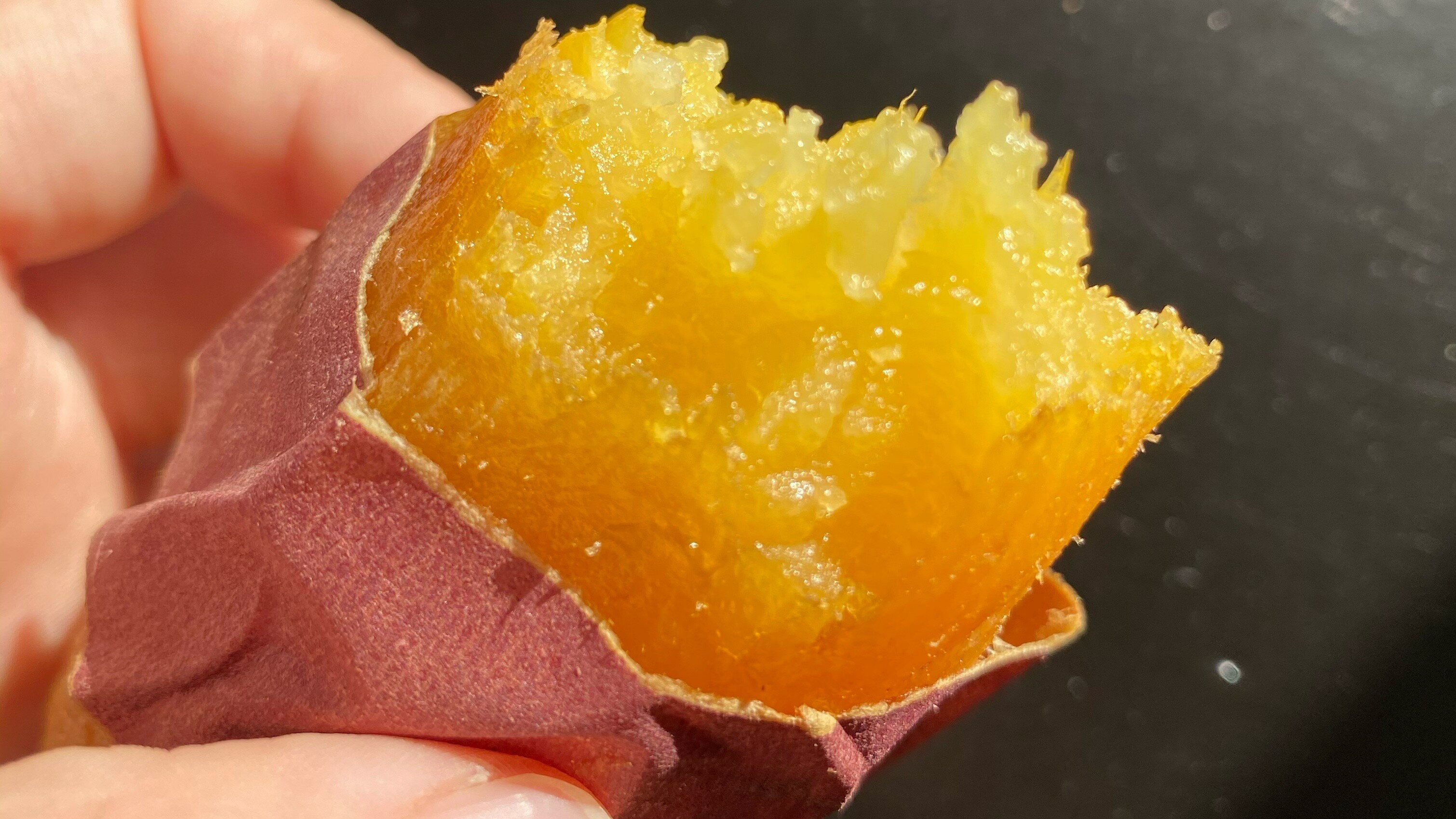 【ふるさと納税】 さわやかのサツマイモ 3kg（10本〜15本） ＜ 徳島さわやかファーム ＞ ｜ さつまいも ねっとり 甘い 熟成 国産 産地直送 スイーツ 焼き芋 焼芋 焼きいも おやつ 天ぷら 干し芋 サムネイル3