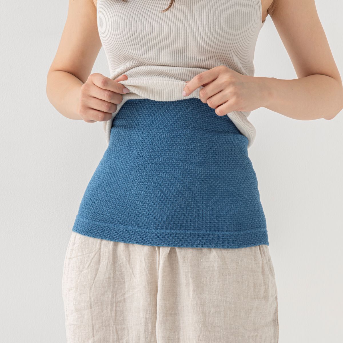 【ふるさと納税】 はらまき 1枚 藍染 あまべ藍 腹巻き 単色 叢雲柄 はらまき ハラマキ 腹巻き haramaki 藍 ワッフル腹巻 男女兼用 バレンタイン 贈り物 ギフト プレゼント サムネイル3