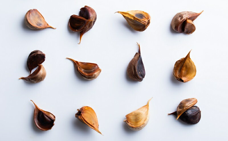 【ふるさと納税】香川県産黒にんにくと香川本鷹セット 加工食品 食材 食卓 小分け 熟成 伝統野菜 香川県産香川本鷹 　お届け：ご寄附（入金）確認後、約2週間で発送致します。 - 画像3