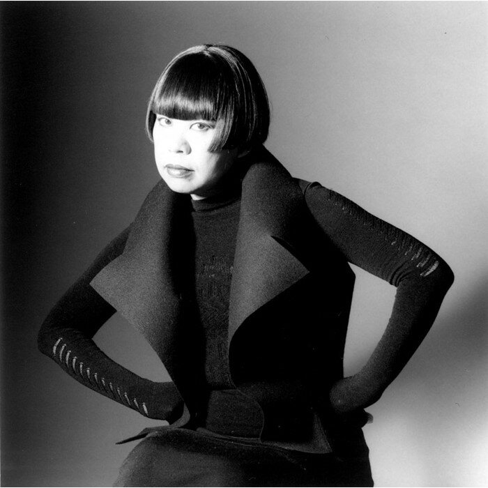 【ふるさと納税】JUNKO KOSHINO　小豆島産レモンオリーブドレッシング 2本セット | 香川 香川県 小豆島 小豆島町 ドレッシング サラダ カルパッチョ パスタ オリーブ レモン オリーブオイル オイル 調味料 特産品 名産品 ご当地 お土産 四国 お取り寄せグルメ 返礼品 支援品 サムネイル3