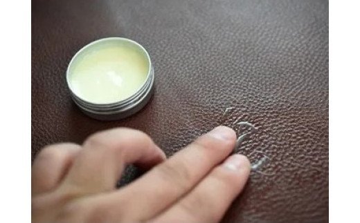 【ふるさと納税】高原からの贈り物「伊予レザークリーム（いよかん）」3個セット≪レザー レザーケア レザークリーナー お手入れ メンテナンス ツヤだし 抗菌 革 鞄 革ソファ 革製品 蜜蝋 ミツロウ≫※着日指定不可 サムネイル3