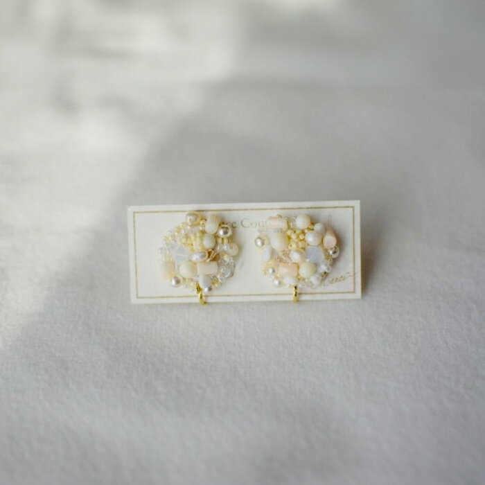 【ふるさと納税】【宝石珊瑚】 (選べる) 赤、白、ピンク珊瑚の刺繍ピアス イヤリング 【株式会社ケンセン35】[ATAR050-04] サムネイル2