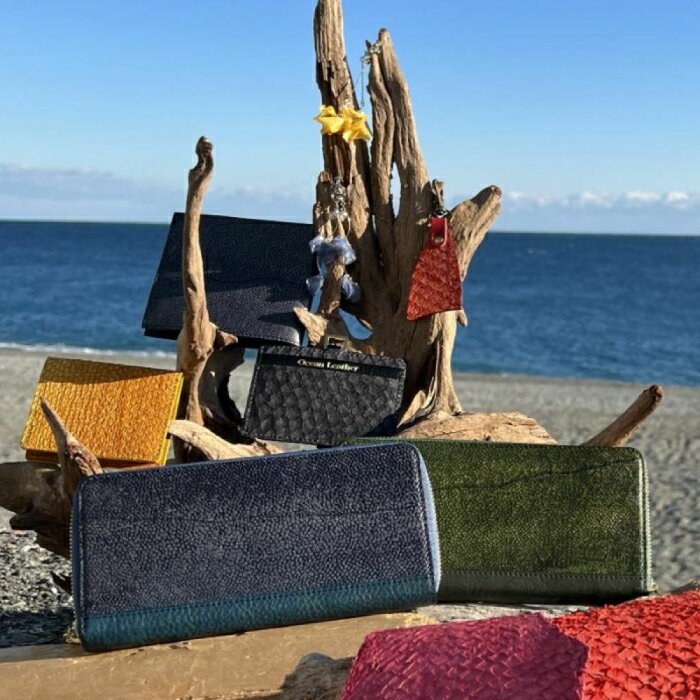 【ふるさと納税】【Ocean Blue】Ocean Leather ラウンドファスナー長財布【マダイ】【興洋フリーズ株式会社】[ATBX072-01] サムネイル2