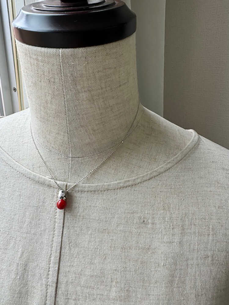 宝石珊瑚 K18WGペンダント 【有限会社米沢サンゴ店】[ATCX042]