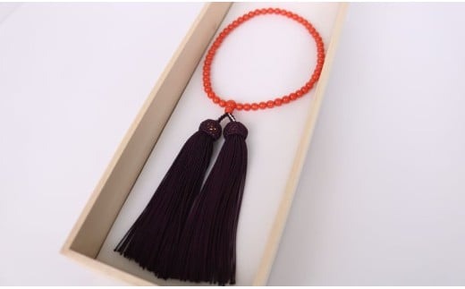 【ふるさと納税】 赤珊瑚の片手数珠 訳あり宝石サンゴ 5mm玉 数珠袋付き 珊瑚 さんご 数珠 仏具 お盆 葬式 法事 葬儀 法要 レディース 女性用 お守り 高知県 室戸市 [kn129] サムネイル3