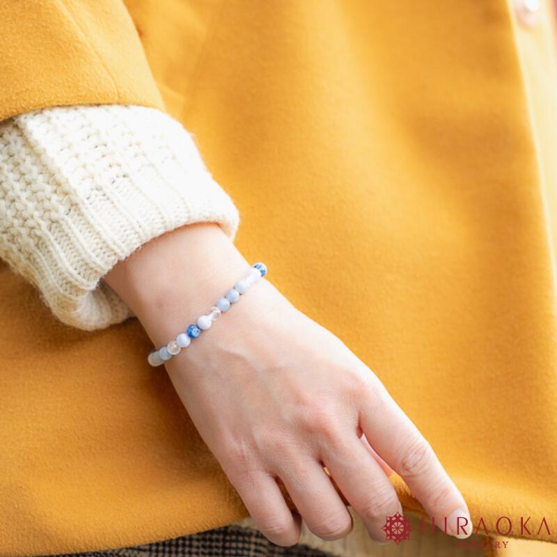 【ふるさと納税】 パワーストーン ブレスレット 縁結び 6mm 玉 石 積極性 不安解消 ムーンストーン エンジェライト ブルーレースメノウ カイヤナイト ブルー 水色 高知県 須崎市 サムネイル3