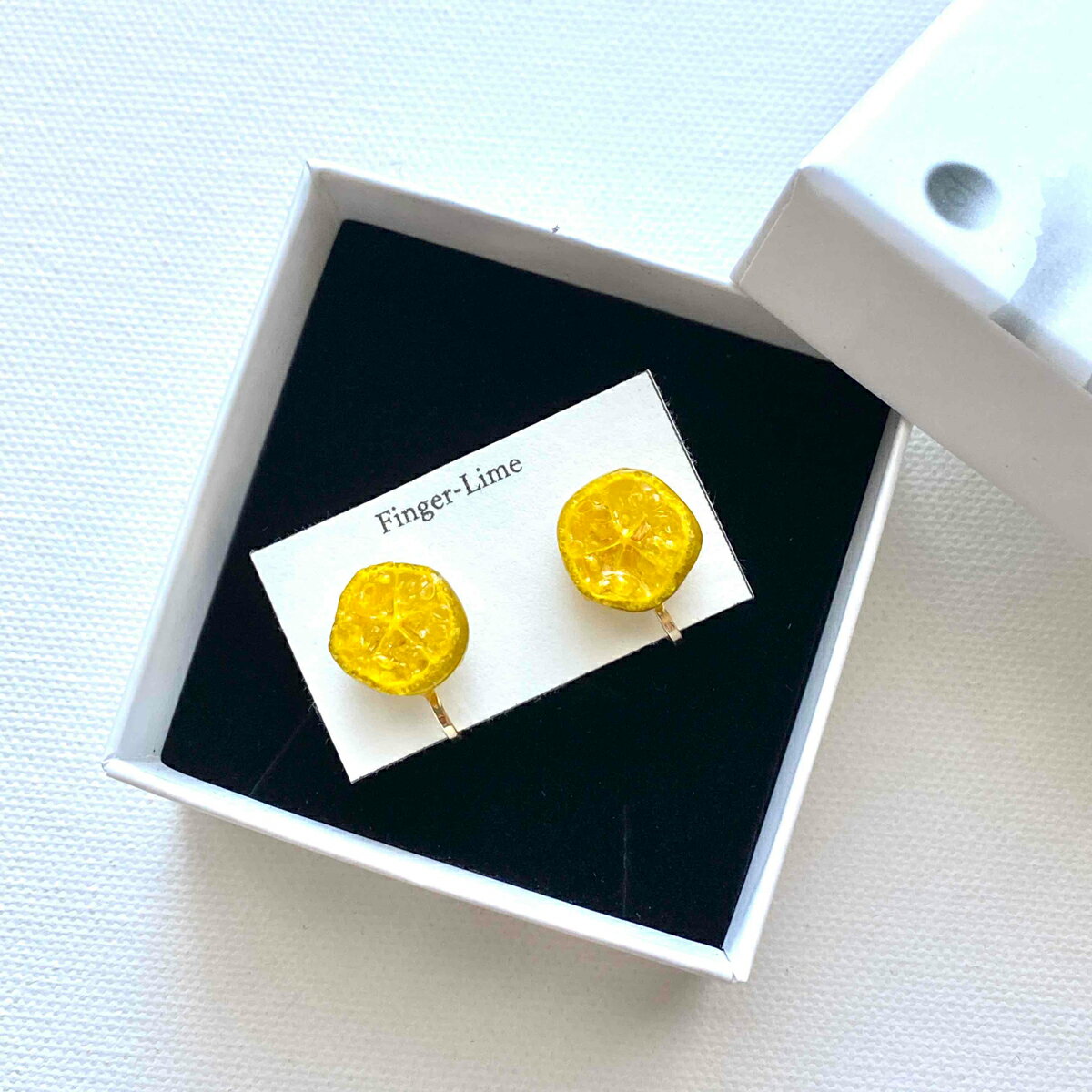 【ふるさと納税】 宿毛フィンガーライム スタッドピアス イヤリング アクセサリー ジュエリー 果実 シトラスキャビア フルーツ ゆびレモン 柑橘 特産品 高級 希少 限定 贈り物 プレゼント ギフト 女性 レディース おしゃれ 宿毛市 高知県 18000円 サムネイル3