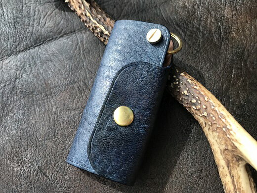 【ふるさと納税】鹿革のキーケース（スピーディー振り出し式）【紺】鍵ケース 革小物 革製品 レザー ハンドメイド レザークラフト キーリング アクセサリー お洒落 金属 植物性タンニン ギフト 25000円 高知県 高知 土佐清水 故郷納税 ふるさとのうぜい 返礼品【R00553】 サムネイル2