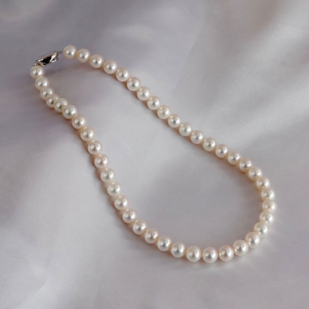 【ふるさと納税】アコヤ真珠のネックレス 9～9.5mm珠・ホワイトピンクカラー・保管ケース付 真珠鑑別書付き 希少 限定商品 あこや本真珠 パール ネックレス ジュエリー プレゼント ギフト かわいい おしゃれ 冠婚葬祭 入学式 6月誕生石 宝石 高知県 高知 故郷納税【R01100】 サムネイル2