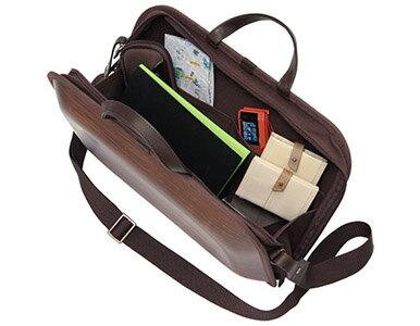 【ふるさと納税】 木製 ビジネスバッグ monacca-bag/kaku ブラウンss ビジネスバッグ ストラップ付 グッドデザイン賞 個性的 カバン 鞄 B4サイズ対応 メンズ レディース ファッション エコ 送料無料 高知県 馬路村 [391] サムネイル2