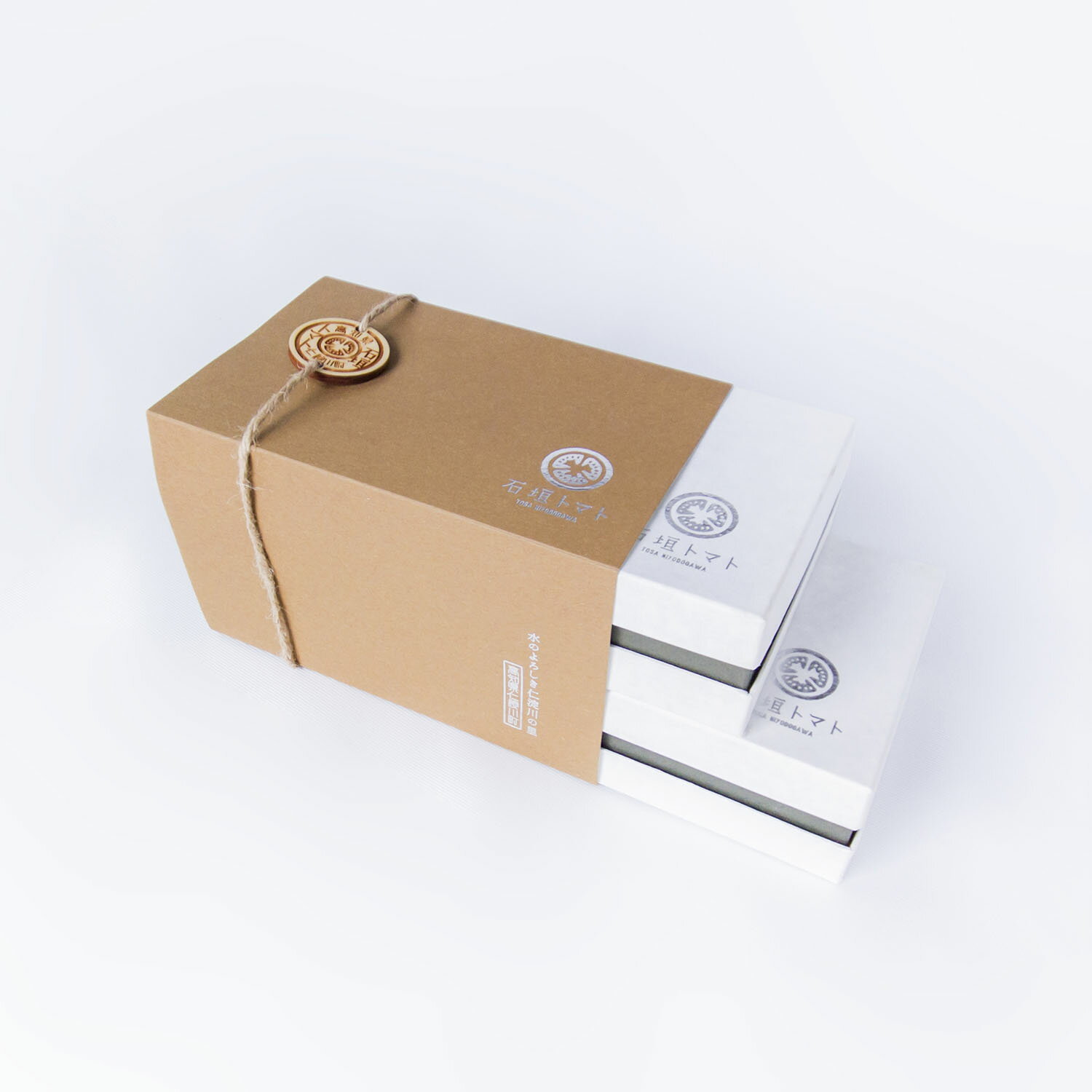 【ふるさと納税】石垣トマト Aランク 2箱セット (計12個) 令和8年4月以降発送 先行予約 高知県 仁淀川町 仁淀ブルー 清流 段々畑 フルーツトマト 高糖度 完熟 濃厚 希少 限定生産 伝統農法 蓄熱 産地直送 野菜 ギフト 贈答 贈り物 とまと 旬 お取り寄せ グルメ 高知 贅沢 - 画像3