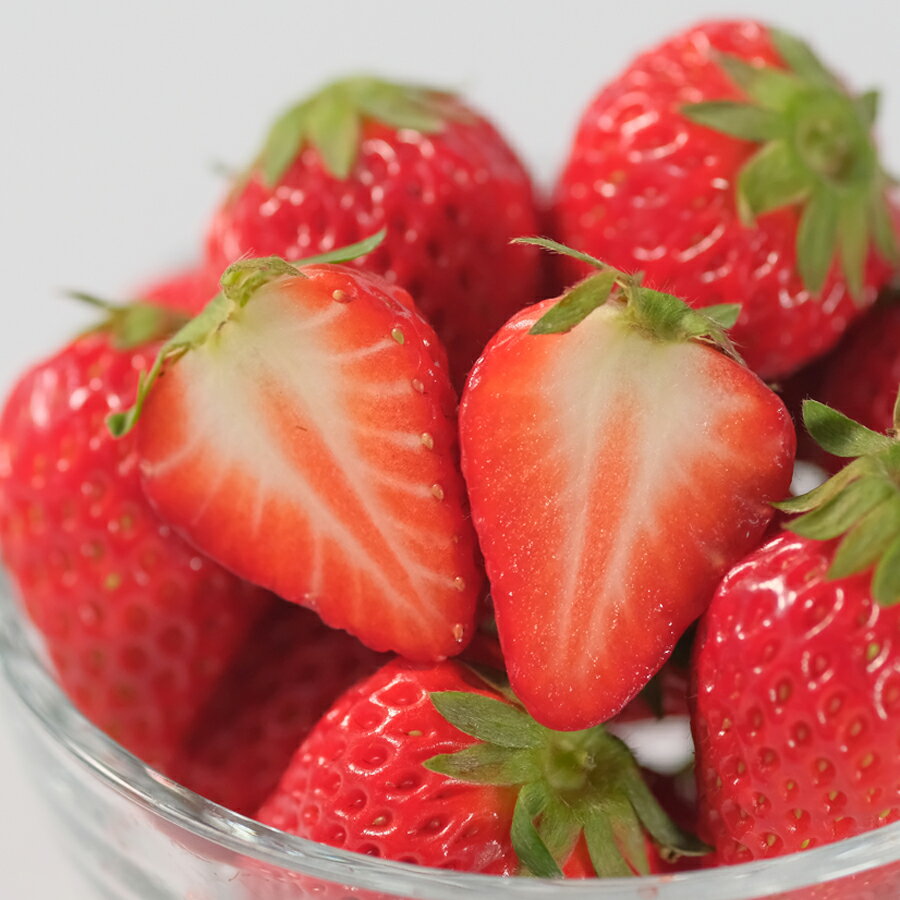 【ふるさと納税】【高知県 大月町産】紅ほっぺ　約200g×4パック｜いちご 800g 果物 フルーツ 苺 イチゴ くだもの 野菜 旬 美味しい 朝採り 新鮮 期間限定 ご褒美 産地直送 贈答用 自宅用 高知県 大月町 国産 ハウス栽培 甘いいちご 甘い苺 サムネイル2